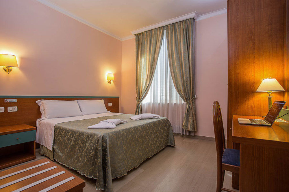 Hotel Center 3 Rome Extérieur photo