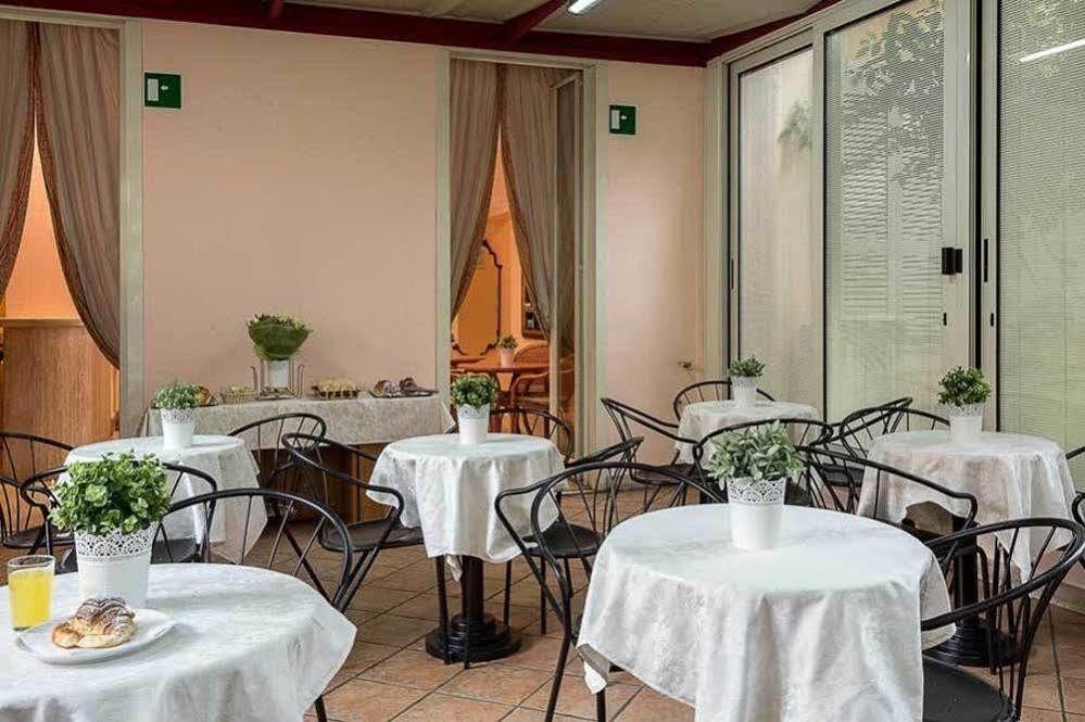 Hotel Center 3 Rome Extérieur photo